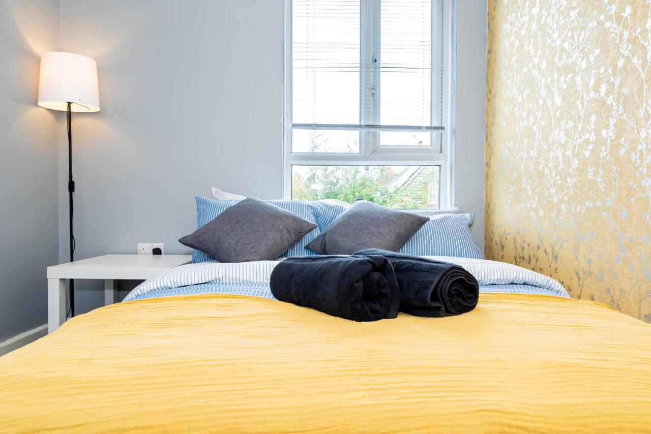 Shirley House 3, Guest House, Self Catering, Self Check In With Smart Locks, Use Of Fully Equipped Kitchen, Close To City Centre, Ideal For Longer Stays, Walking Distance To Bat, 20 Min Drive To Fawley Refinery, Excellent Transport Links Southampton Ngoại thất bức ảnh